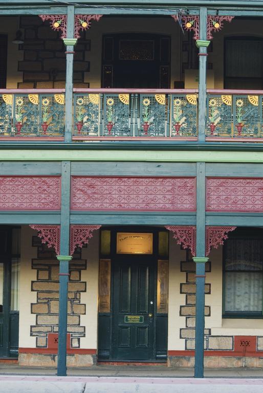 Imperial Fine Accommodation Broken Hill Exterior photo